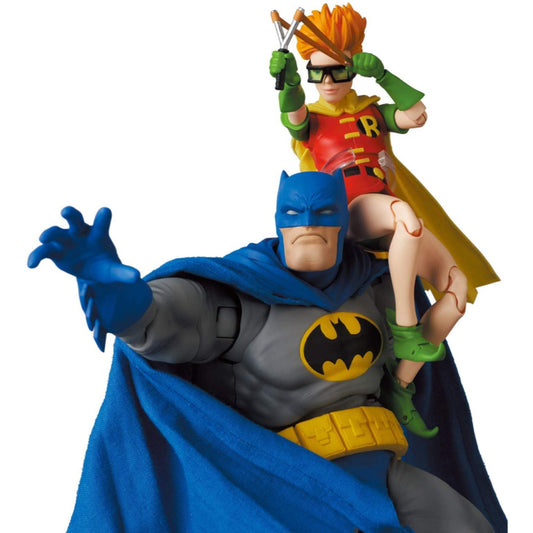 Medicom MAFEX 139 Batman Blue Ver. & Robin Figure (The Dark Night Returns)