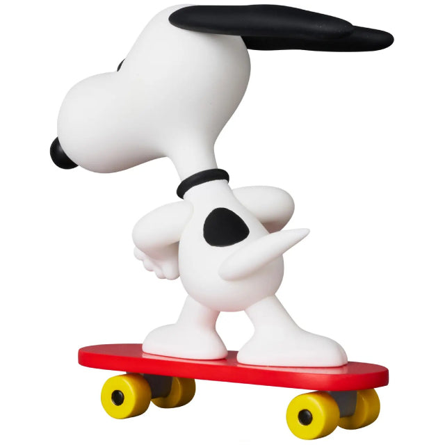 Medicom UDF-824 Skateboard Snoopy