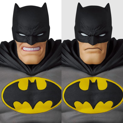 Medicom MAFEX Batman & Horse Figure (The Dark Knight Returns)
