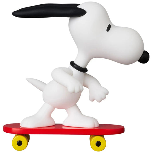 Medicom UDF-824 Skateboard Snoopy