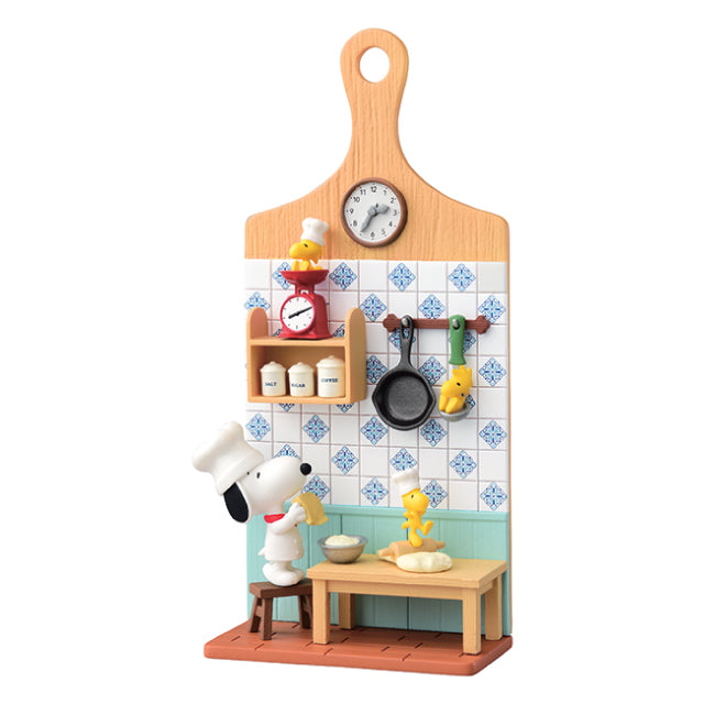 Re-ment Snoopy Miniature Board